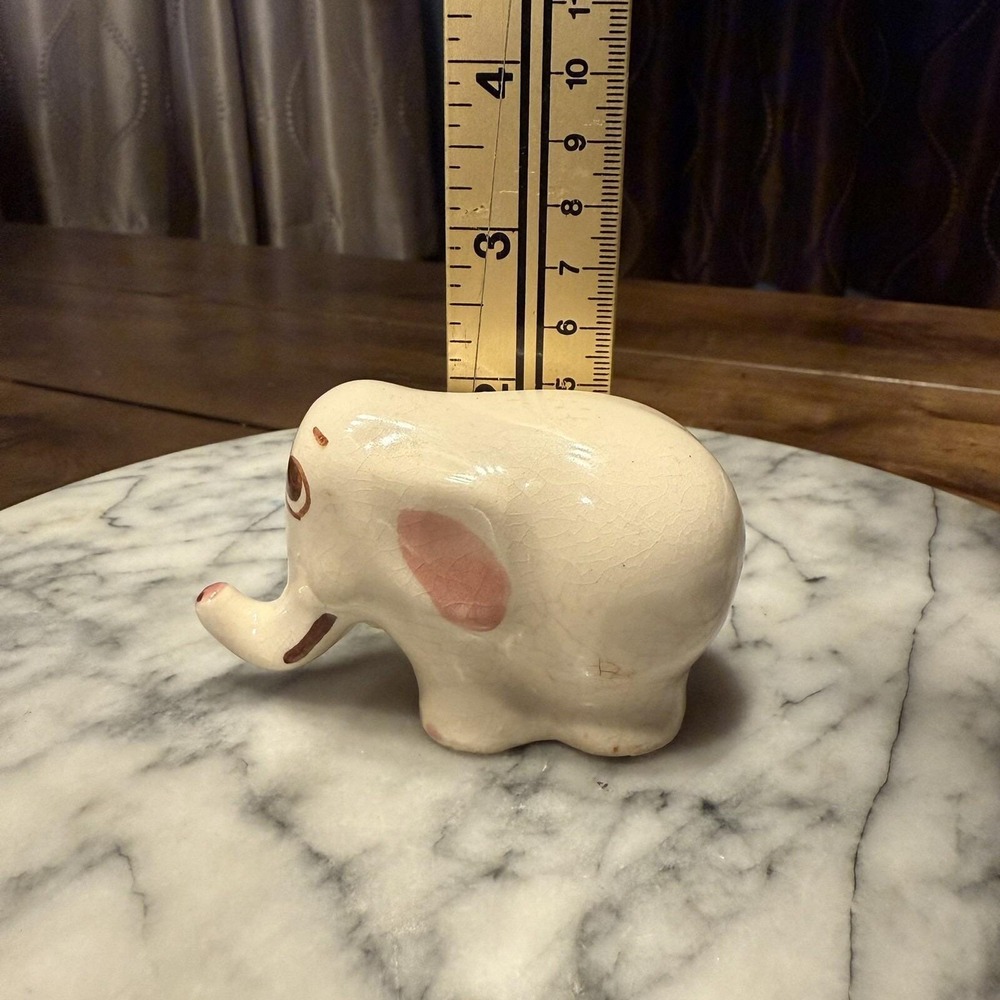 Vintage RIO HONDO California West Coast Pottery 2" Miniature Ceramic ELEPHANT - Picture 4 of 7